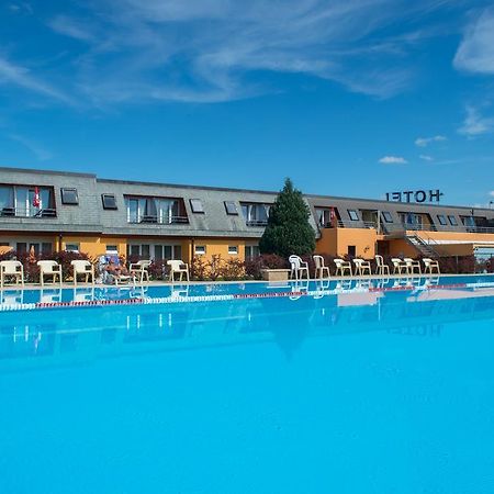 אבאנשס Hotel Lacotel מראה חיצוני תמונה